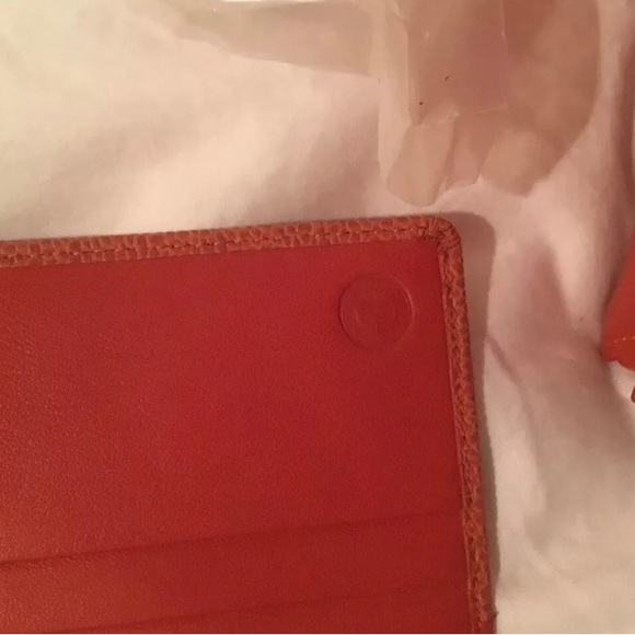 Handbag and Matching Wallet BMW - Leather - Purchased in Italy- New with Box - Picture 6 of 7